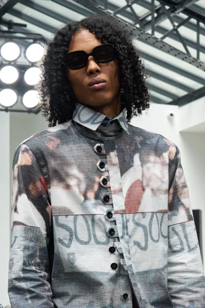 Look 97
